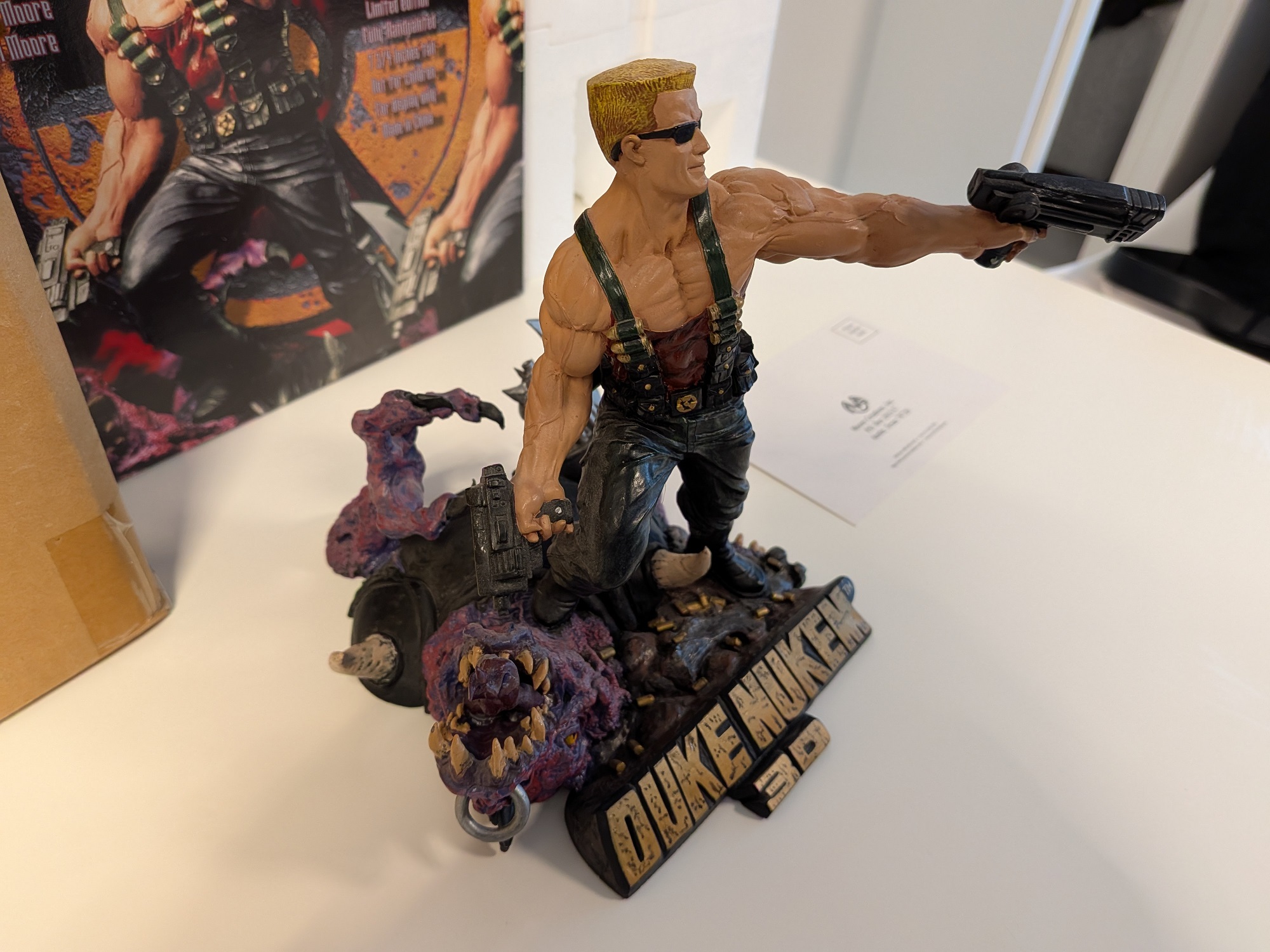 duke nukem 3d moore creations posliiniveistos 1997 usa