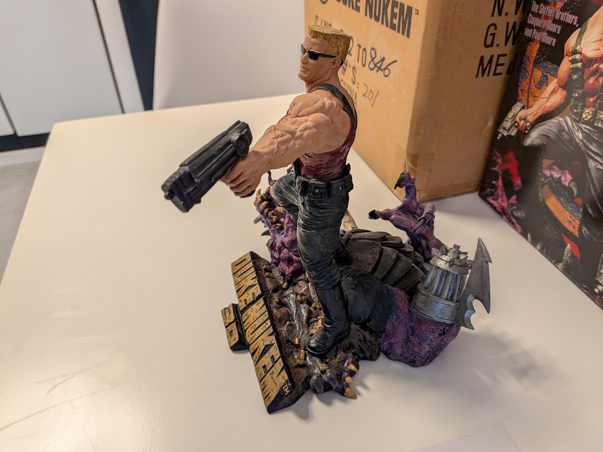 duke nukem 3d moore creations posliiniveistos 1997 usa